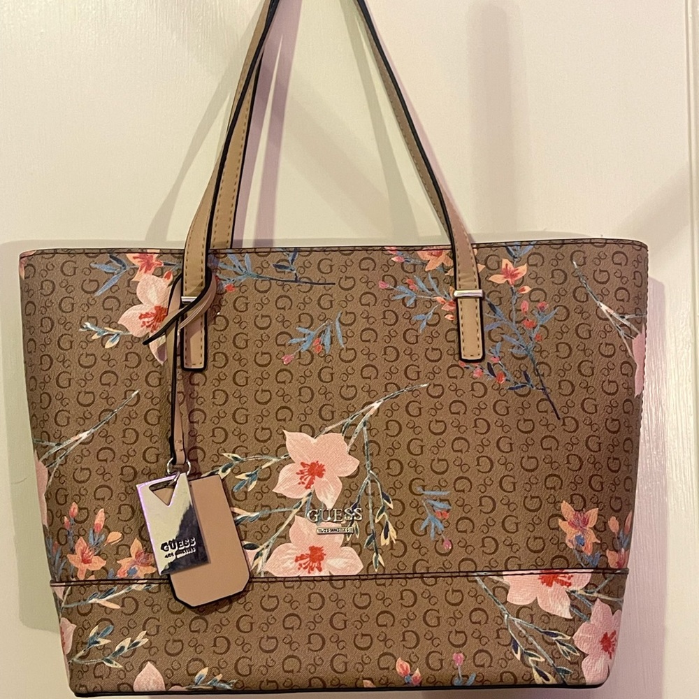 Guess bag - Picture 3 of 3